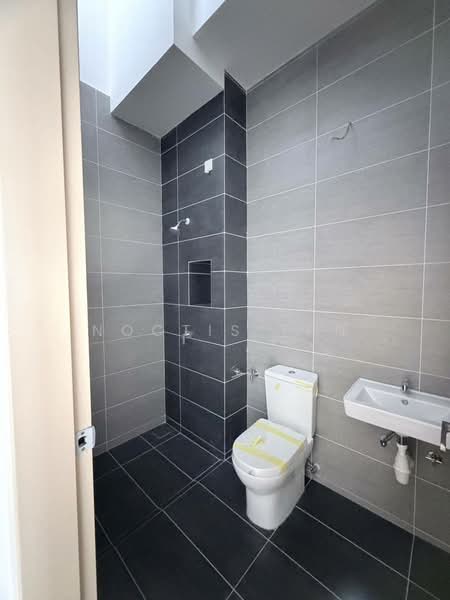 Rumah Teres 2 Tingkat untuk Dijual di Taman Dato Onn (Johor Bahru) - Noctis Tan - Bathroom - PropertyGuru.com.my