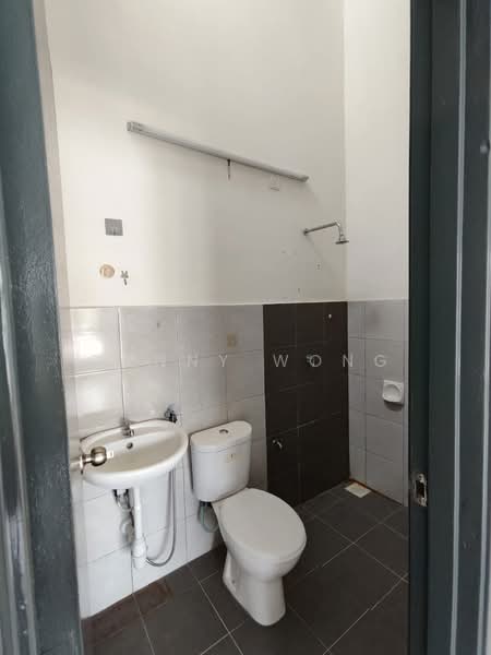 2-storey Terraced House for Sale in Rawang (Selangor) - Danny Wong - Bathroom - PropertyGuru.com.my
