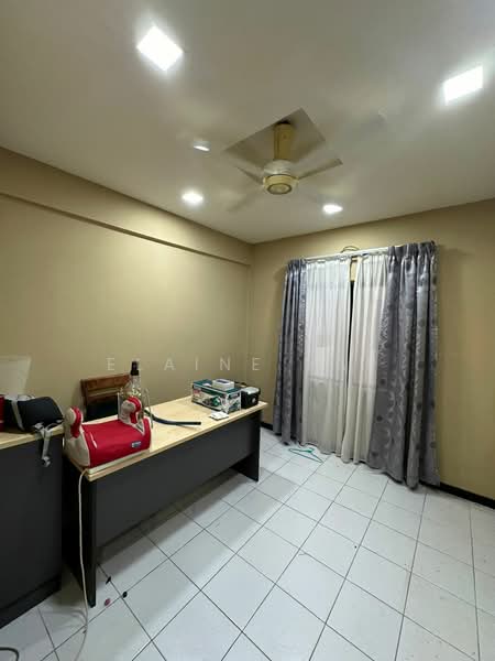 Apartment for Rent at Ixora - Elaine Yap - Study - PropertyGuru.com.my