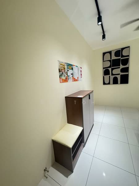 Pangsapuri untuk Disewa di Vivo Executive Apartment - Roy Toh - Entrance - PropertyGuru.com.my