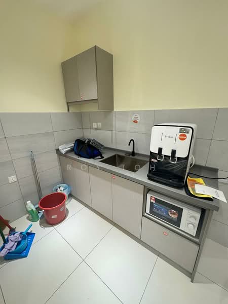 Pangsapuri untuk Disewa di Vivo Executive Apartment - Roy Toh - Kitchen - PropertyGuru.com.my