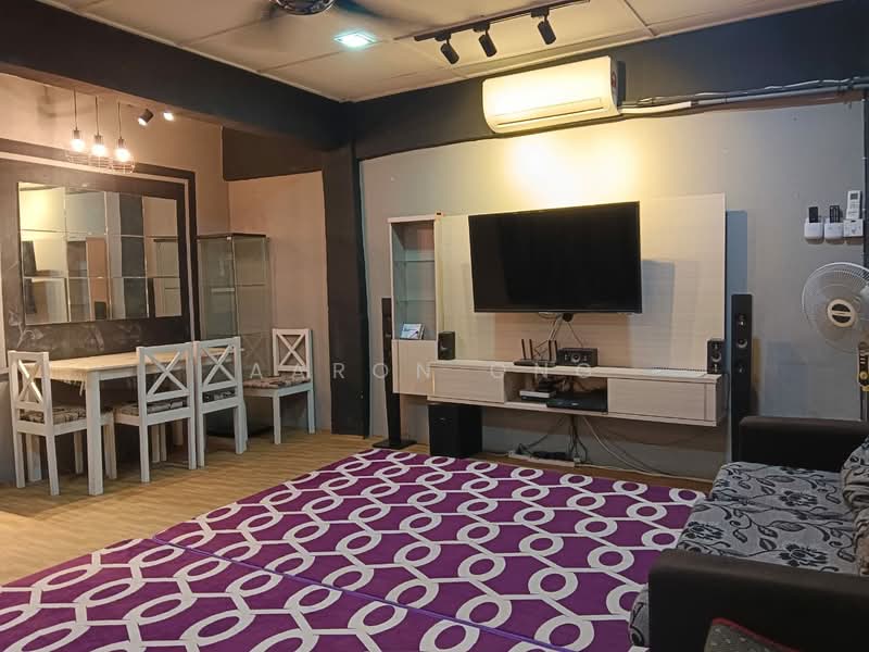 Rumah Flat untuk Dijual di Flat Danau Kota - Aaron Ong - Living Room - PropertyGuru.com.my