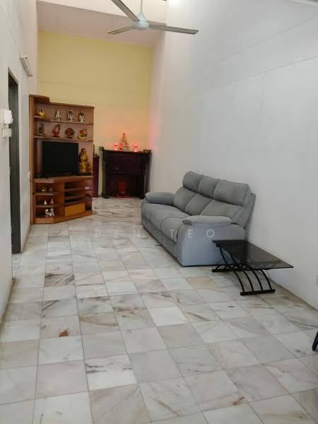 1-storey Terraced House for Rent in Taman Sungai Ara (Sungai Ara) - Pen Teo - Living Room - PropertyGuru.com.my