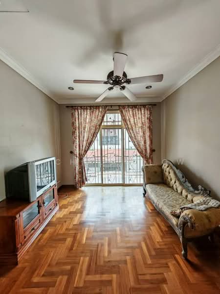 Semi-Detached House for Rent in Taman Impian Emas (Skudai) - Nicholas Low - Living Room - PropertyGuru.com.my