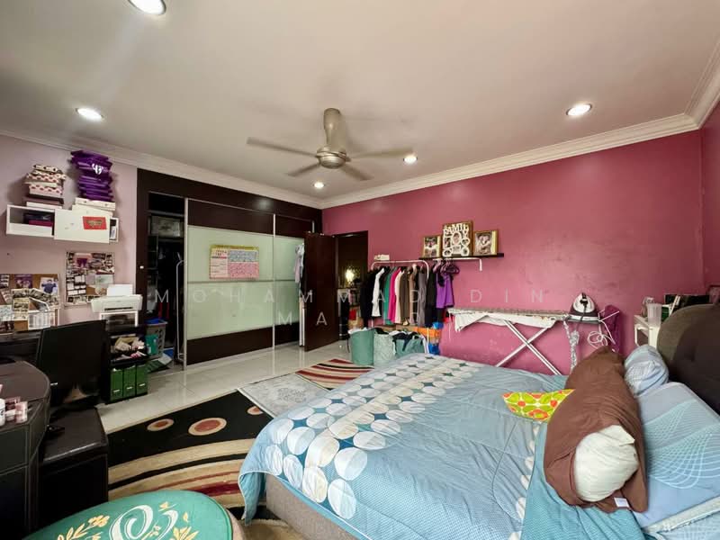 Rumah Teres 2 Tingkat untuk Dijual di Seksyen U11 (Shah Alam) - Mohammad Din Majid - PropertyGuru.com.my