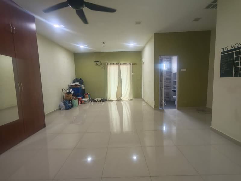 Rumah Teres untuk Dijual di Bandar Sungai Long (Selangor) - Denver Sin - Living Room - PropertyGuru.com.my