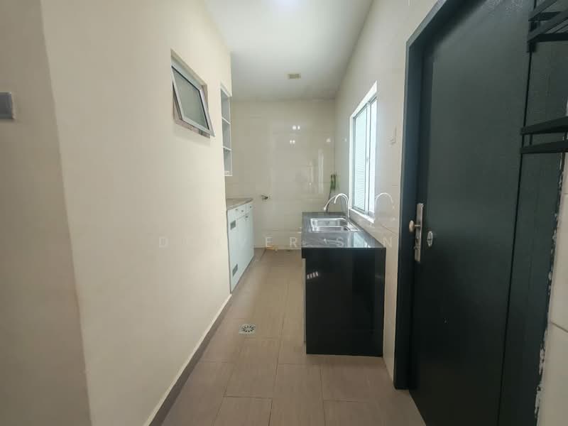 Rumah Teres untuk Dijual di Bandar Sungai Long (Selangor) - Denver Sin - Kitchen - PropertyGuru.com.my