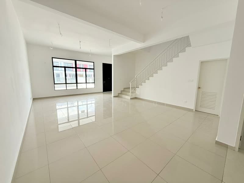 Rumah Teres 2 Tingkat untuk Disewa di Ulu Tiram (Johor) - Aileen Lui - Living Room - PropertyGuru.com.my