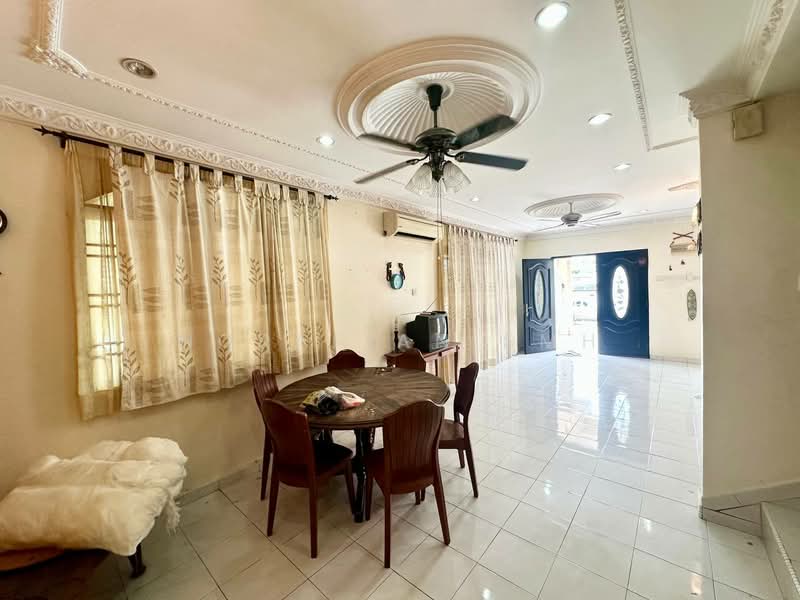 Rumah Teres 2 Tingkat untuk Dijual di Senawang (Negeri Sembilan) - Norafian SMH - Dining Room - PropertyGuru.com.my