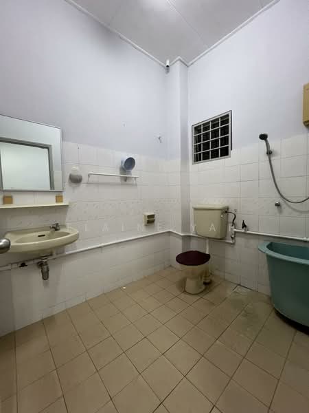 Rumah Teres untuk Dijual di Subang Jaya (Selangor) - Elaine Yap - Bathroom - PropertyGuru.com.my