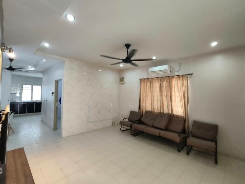 2-storey Terraced House for Rent in Bandar Seri Botani (Simpang Pulai) - Kelvin Chong - Living Room - PropertyGuru.com.my