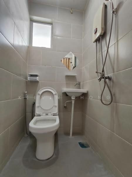2-storey Terraced House for Rent in Bandar Seri Botani (Simpang Pulai) - Kelvin Chong - Bathroom - PropertyGuru.com.my