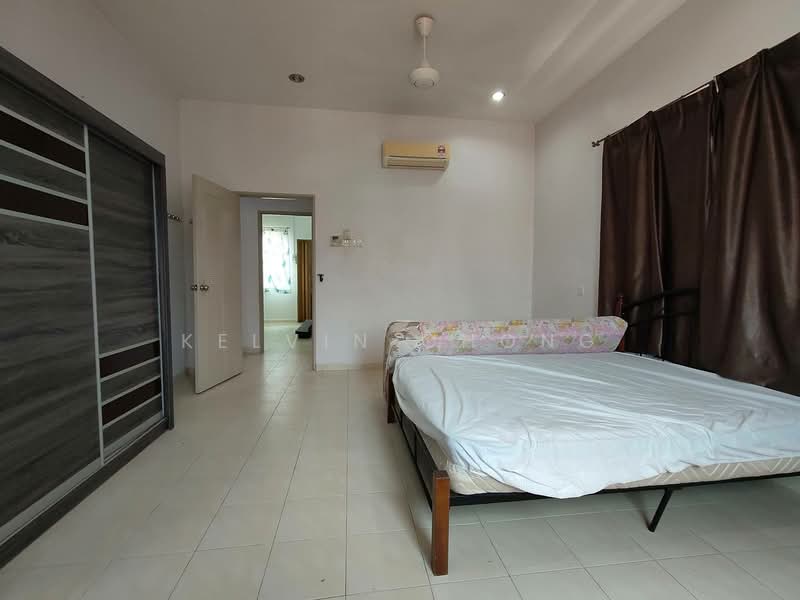 2-storey Terraced House for Rent in Bandar Seri Botani (Simpang Pulai) - Kelvin Chong - Bedroom - PropertyGuru.com.my