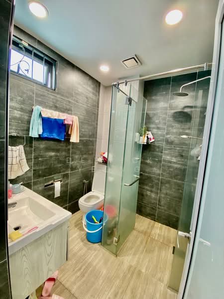Terraced House for Sale in Taman Puchong Hartamas (Puchong) - Derrick Yeong - Bathroom - PropertyGuru.com.my