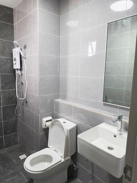 Kondominium untuk Disewa di Lucerne Residences - Andrew Chow - Bathroom - PropertyGuru.com.my