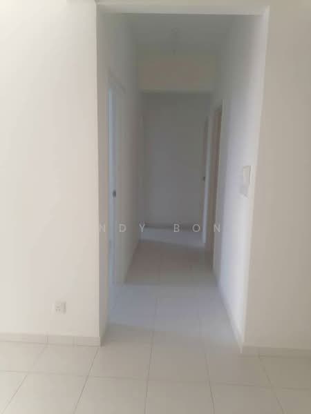 Kondominium untuk Dijual di i-Santorini - Landy Bong - Corridor - PropertyGuru.com.my