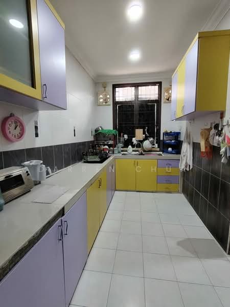 Rumah Teres 2 Tingkat untuk Dijual di Taman Desa Tebrau (Tebrau) - Darren Chua - Kitchen - PropertyGuru.com.my