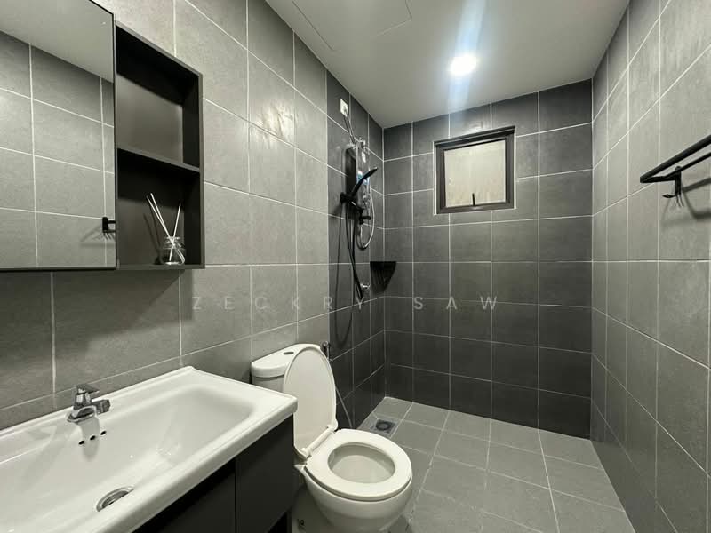 Kondominium untuk Disewa di Vierra Residence - Zeckry Saw - Bathroom - PropertyGuru.com.my