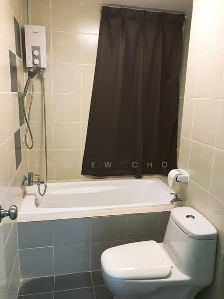 Condominium for Rent at The Peak Residences - Andrew Chow - Bathroom - PropertyGuru.com.my
