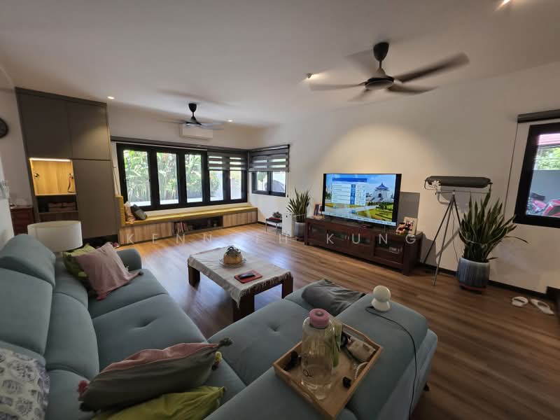 3-storey Terraced House for Sale in Pearl Hill (Tanjung Bungah) - Kenneth Kung - Living Room - PropertyGuru.com.my