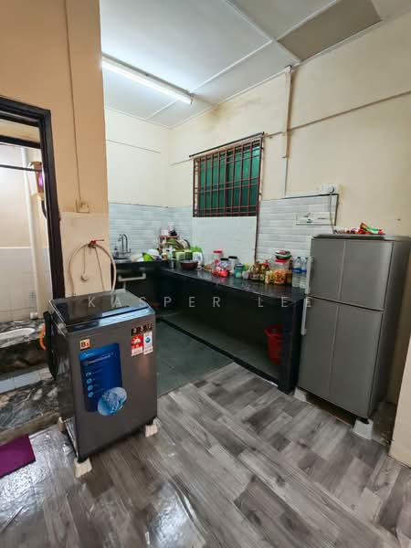 Rumah Flat untuk Disewa di Balau - Kasper Lee - Kitchen - PropertyGuru.com.my