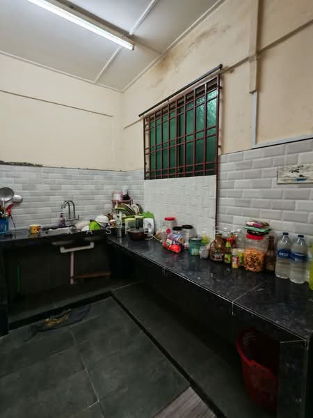Rumah Flat untuk Disewa di Balau - Kasper Lee - Kitchen - PropertyGuru.com.my