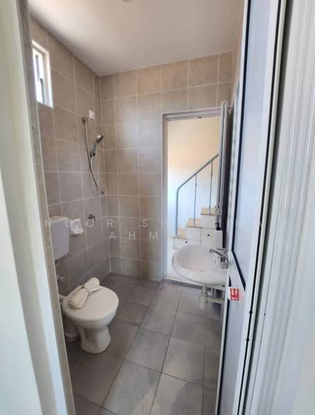 2-storey Terraced House for Sale in Sungai Petani (Kedah) - Noor Shafina Ahmad - Bathroom - PropertyGuru.com.my