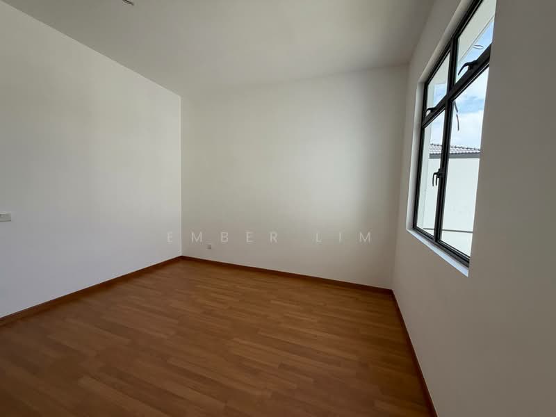 RESIDENSI BOTANI 3 - 5