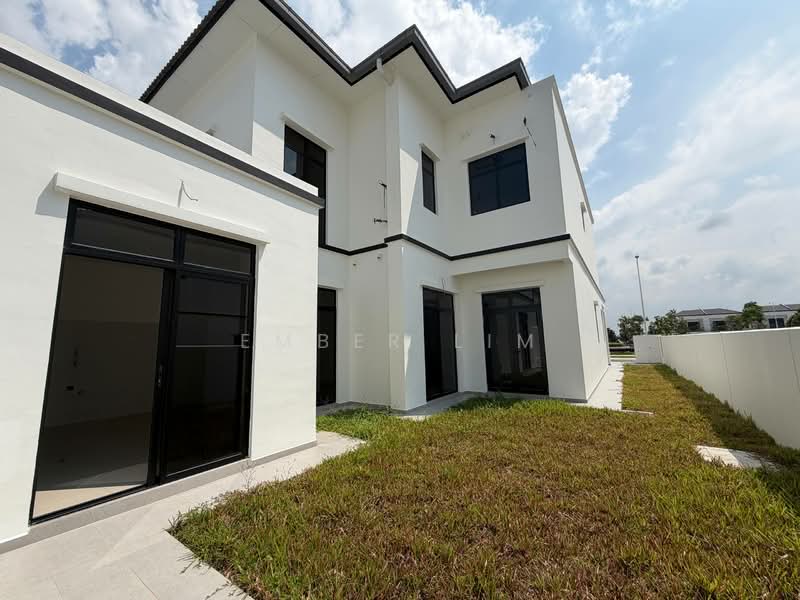 RESIDENSI BOTANI 3 - 1