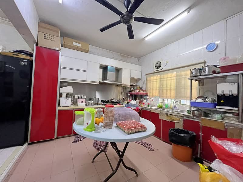 Rumah Teres 2 Tingkat untuk Dijual di Taman Megah (Cheras) - Denver Sin - Kitchen - PropertyGuru.com.my