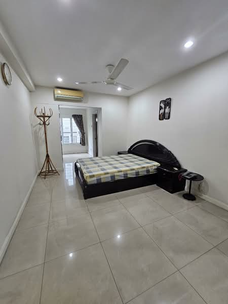 2-storey Terraced House for Sale in Bangsar Baru (Bangsar) - Jun Teo - Bedroom - PropertyGuru.com.my
