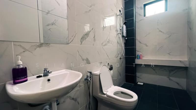 Semi-Detached House for Rent in Johor Bahru (Johor) - Shiang Yng Tan - Bathroom - PropertyGuru.com.my