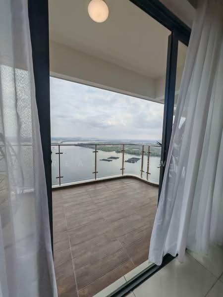Condominium for Sale at Kings Bay @ Country Garden Danga Bay - Real Chew - Balcony - PropertyGuru.com.my