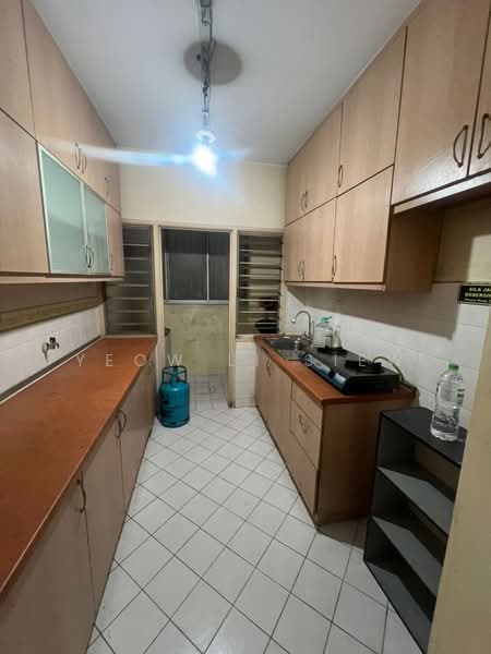 Condominium for Sale at Green Avenue Condominium - Yeow Li Siew - Kitchen - PropertyGuru.com.my