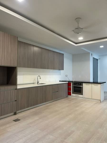 Condominium for Rent at Lakefront Residence - Amirul Fikry Zulkifly - Kitchen - PropertyGuru.com.my