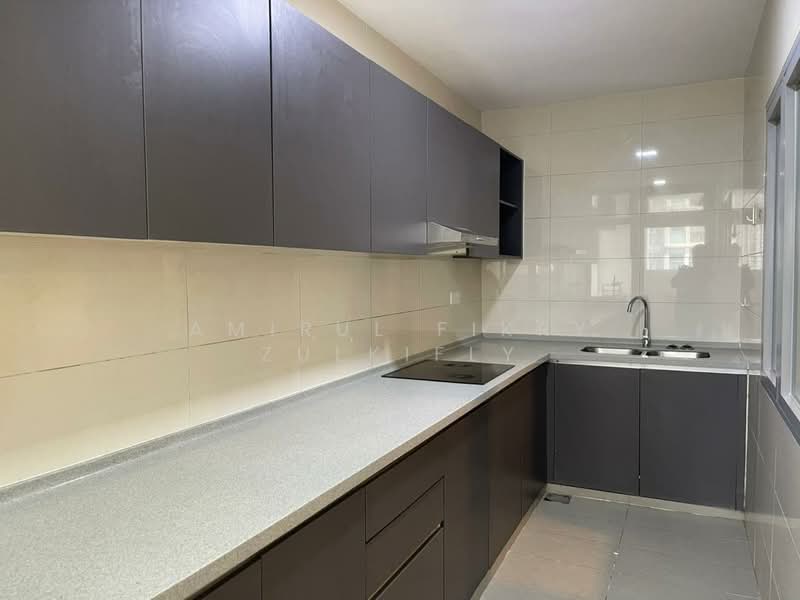 Condominium for Rent at Lakefront Residence - Amirul Fikry Zulkifly - PropertyGuru.com.my