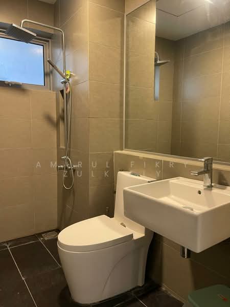 Condominium for Rent at Lakefront Residence - Amirul Fikry Zulkifly - PropertyGuru.com.my