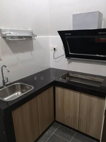 Condominium for Rent at The Henge - BC TAN - Kitchen - PropertyGuru.com.my