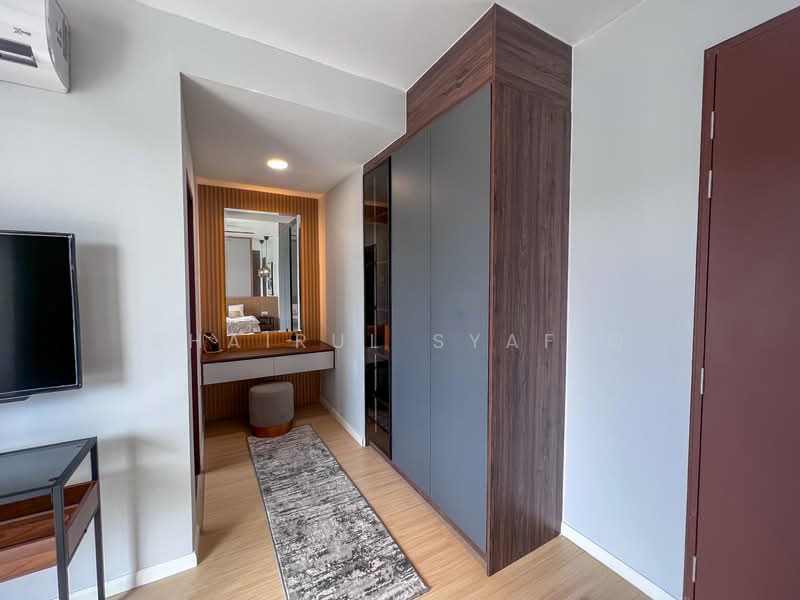 2-storey Terraced House for Sale in Shah Alam (Selangor) - Khairul Syafiq - Master bedroom - PropertyGuru.com.my