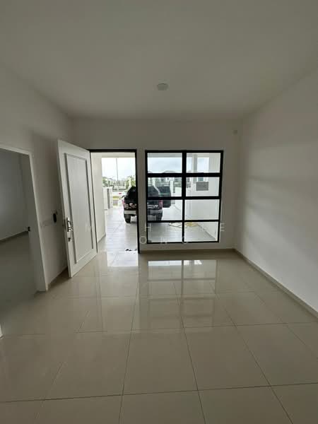 Cluster House for Rent in Iskandar Puteri (Nusajaya) (Johor) - Michelle Fong - Entrance - PropertyGuru.com.my