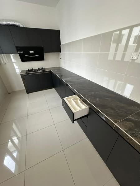 Cluster House for Rent in Iskandar Puteri (Nusajaya) (Johor) - Michelle Fong - Kitchen - PropertyGuru.com.my