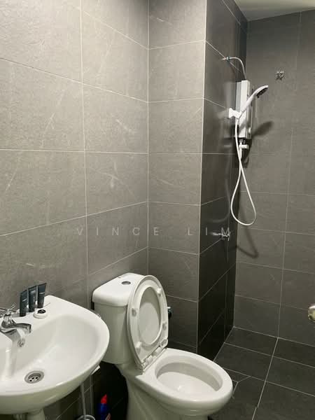 Servis Apartment untuk Disewa di Majestic Maxim - Vince Lim - Bathroom - PropertyGuru.com.my