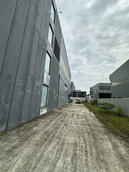 Factory for Sale in Sungai Buloh (Selangor) - Cassandra Bay - Exterior - PropertyGuru.com.my