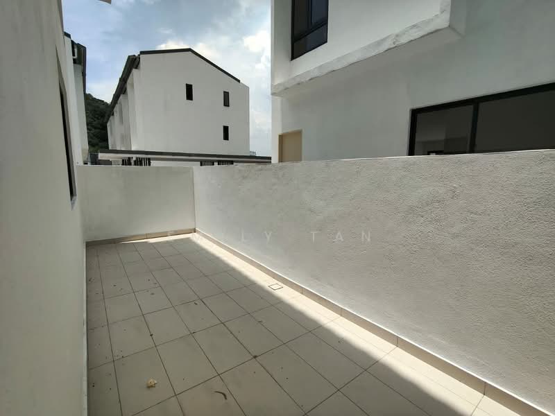 3.5-storey Terraced House for Rent in Damansara Perdana (Selangor) - Emily Tan - Exterior - PropertyGuru.com.my
