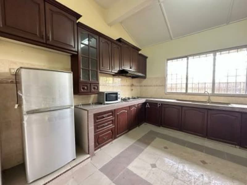 Bungalow for Sale in Rawang (Selangor) - Andy Yap - Kitchen - PropertyGuru.com.my