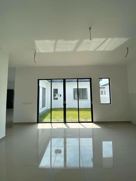 Terraced House for Rent in Kuala Selangor (Selangor) - Amirun Kinanah - Living Room - PropertyGuru.com.my