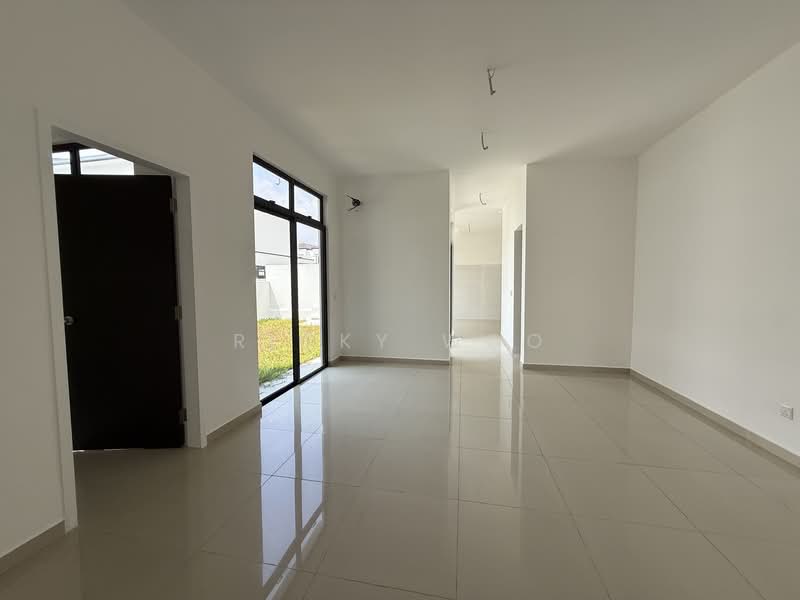 Rumah Kluster untuk Dijual di Eco Botanic 2 (Iskandar Puteri (Nusajaya)) - Ricky Woo - Living Room - PropertyGuru.com.my