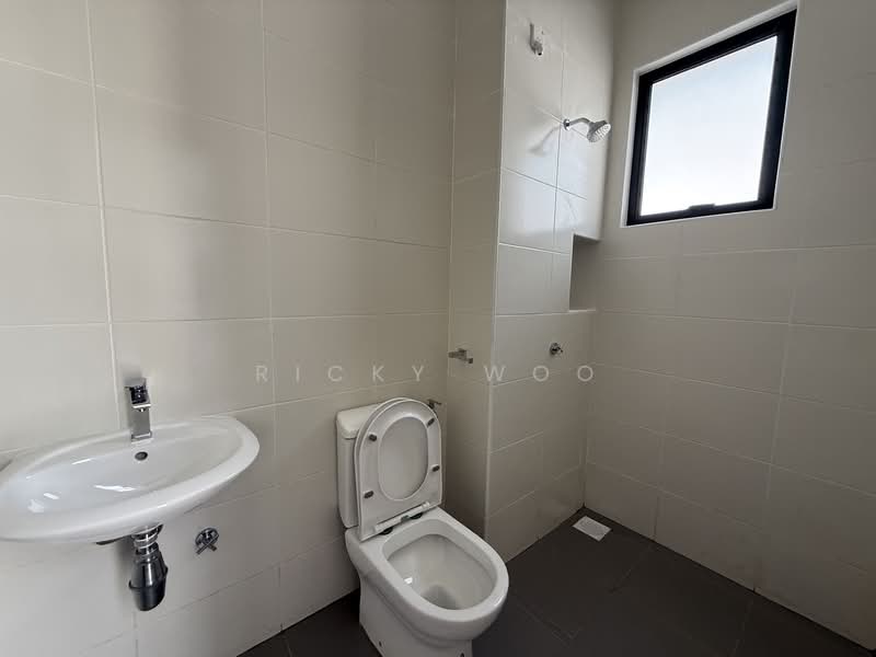 Cluster House for Sale in Eco Botanic 2 (Iskandar Puteri (Nusajaya)) - Ricky Woo - Bathroom - PropertyGuru.com.my