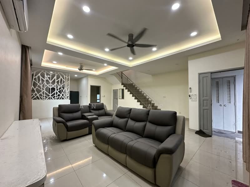 2-storey Terraced House for Sale in Saujana Rawang (Rawang) - Andy Yap - Living Room - PropertyGuru.com.my
