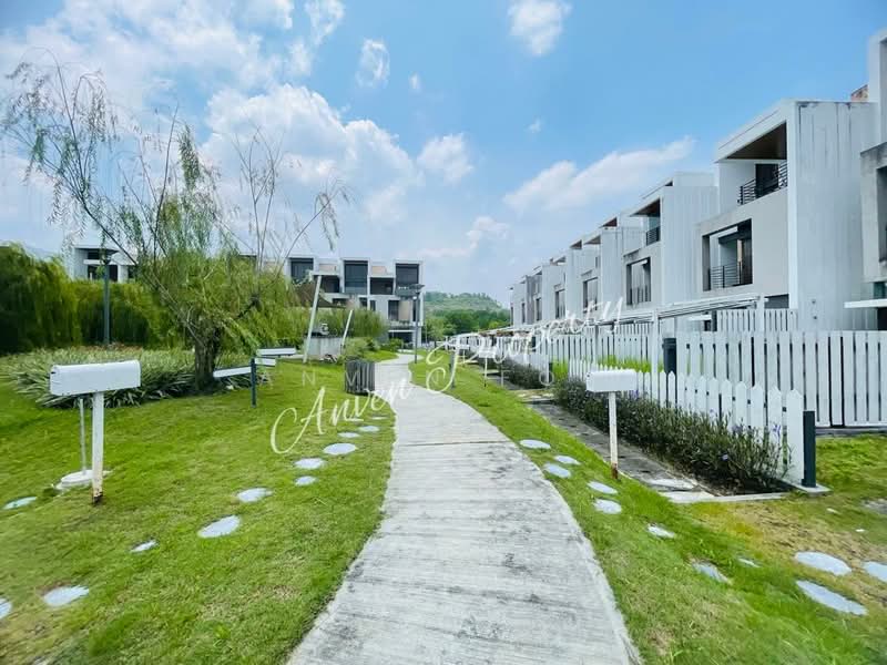 3.5-storey Terraced House for Sale in Bandar Country Homes (Rawang) - Anven Foo - PropertyGuru.com.my